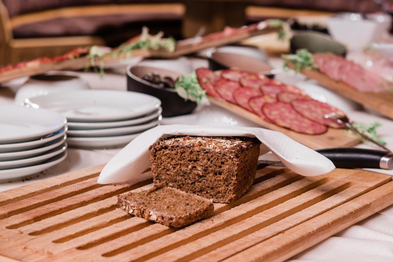 Hotel Pinzgauerhof - Inclusive Evening Dinner Σάαλμπαχ-Χίντεργκλεμ Εξωτερικό φωτογραφία
