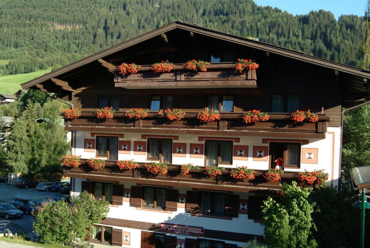 Hotel Pinzgauerhof - Inclusive Evening Dinner Σάαλμπαχ-Χίντεργκλεμ Εξωτερικό φωτογραφία